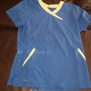 NRG royal blue w/green trim Large scrub top